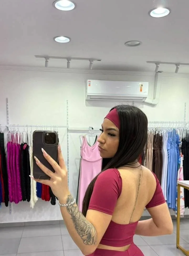 Cropped Com Faixa Jolie Bordo - foto 2