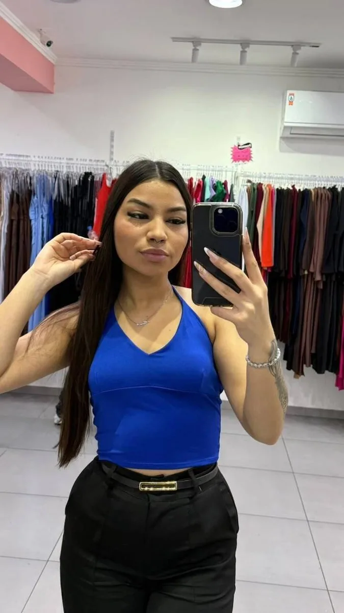 Cropped Com Amarração No Pescoço e Detalhe No Peito Azul SKU> 03 - foto 1