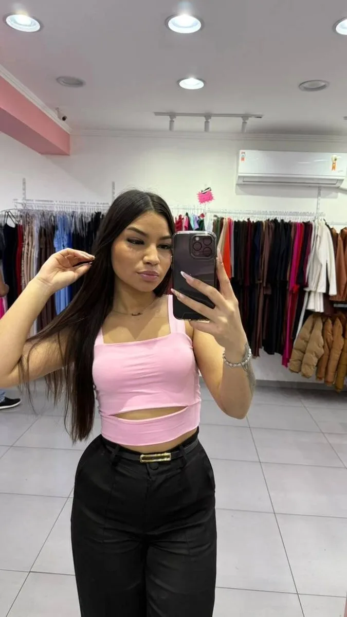 Cropped Poliamida Alcinha Com Recorte Na Barriga Gola Quadrada Rosa Claro - foto 1