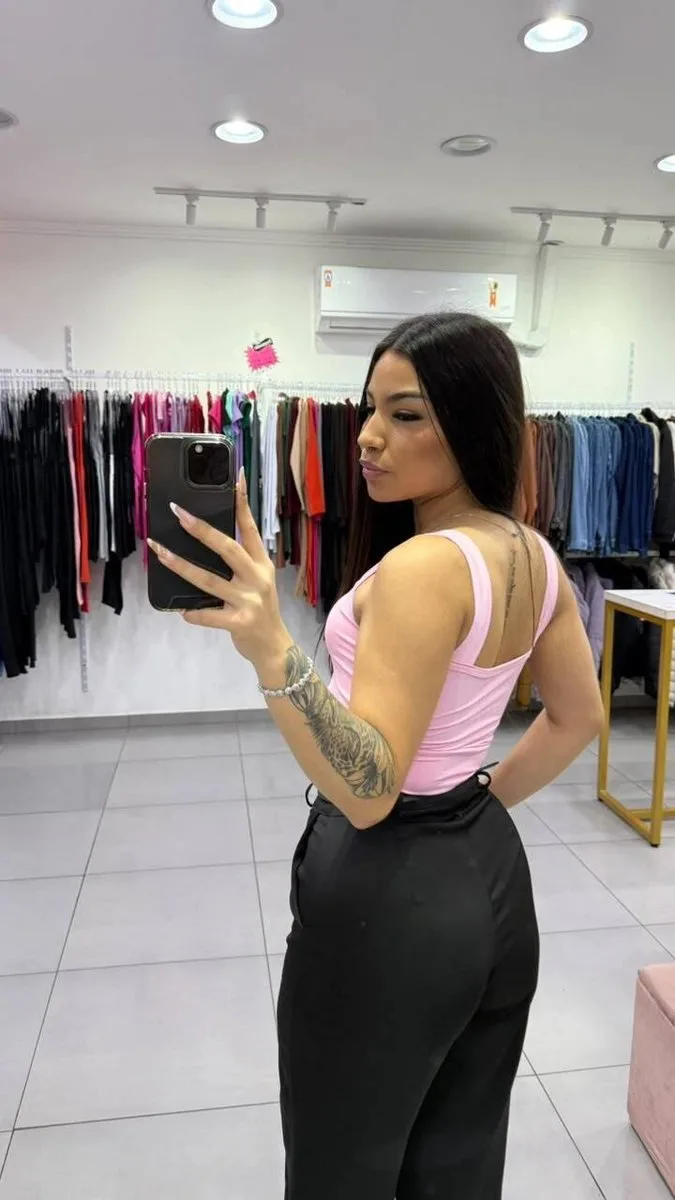 Cropped Poliamida Alcinha Com Recorte Na Barriga Gola Quadrada Rosa Claro - foto 2