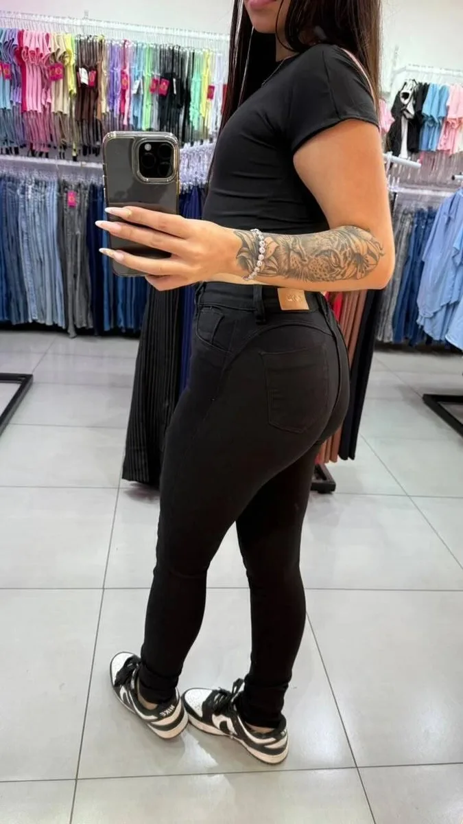 Calça Skinny Preta Peg Vest - foto 2