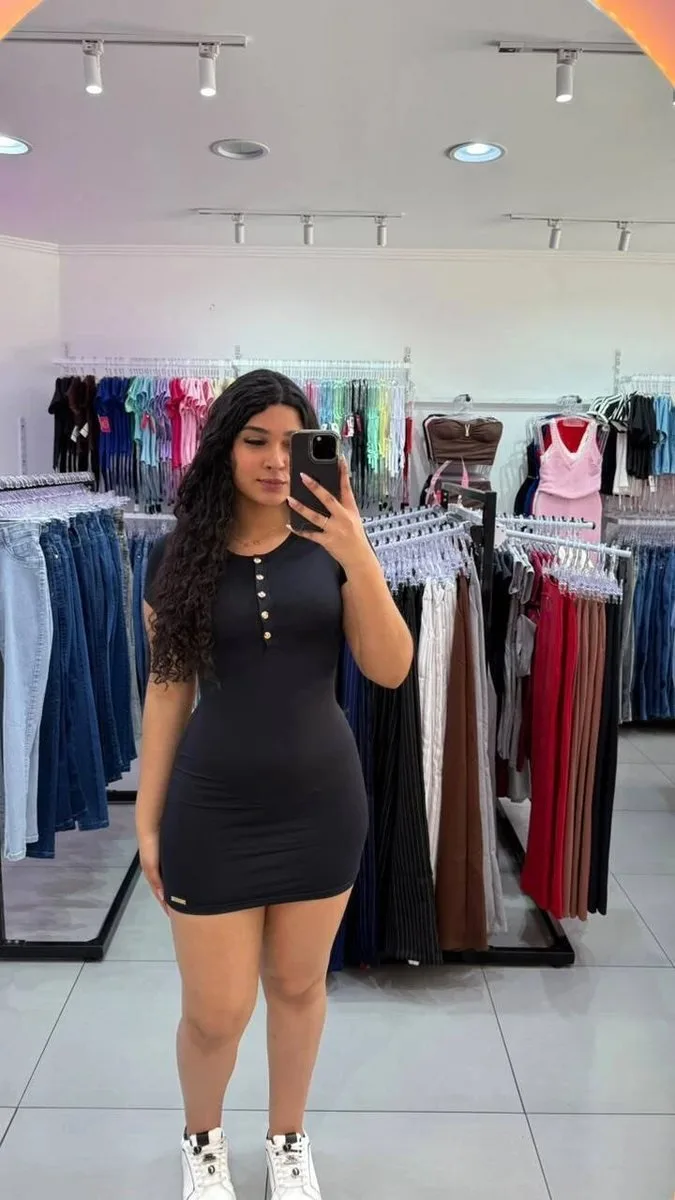 Vestido Luxxo De Poliamida Com Botões Dourados Preto - foto 1