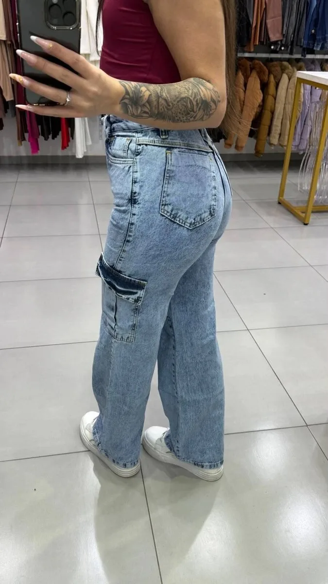 Calça Jeans Wide Cargo Lunarmarmori Botão Dourado - foto 2