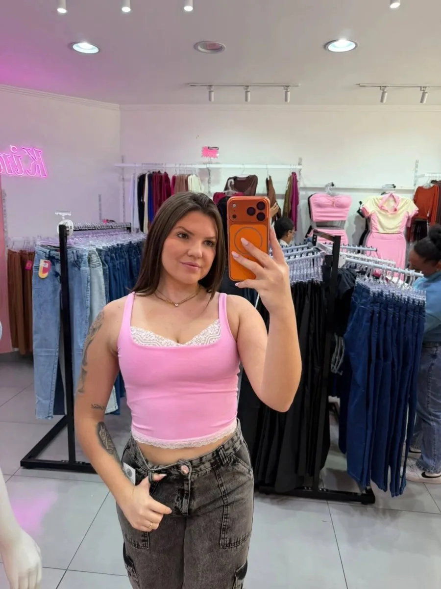 Blusa Poliamida Maysa Detalhes Em Renda Rosa - foto 1