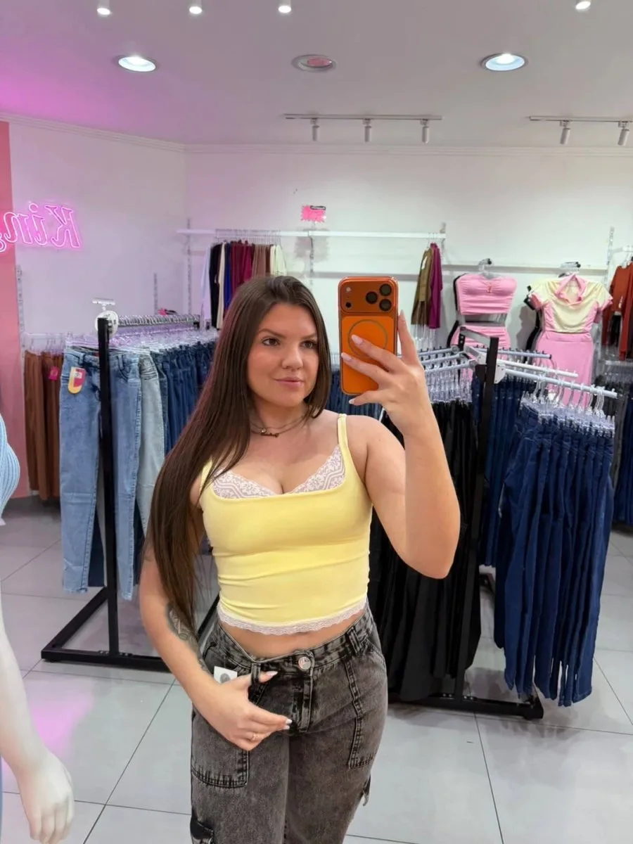 Blusa Poliamida Maysa Detalhes Em Renda Amarelo - foto 1