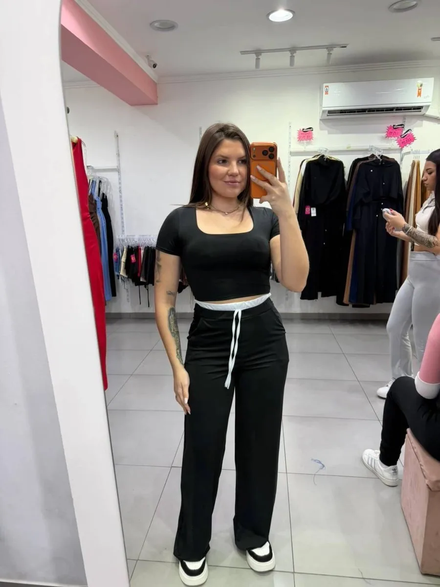 Conjunto Suplex Milani Com Cropped Manga Curta Preto - foto 1