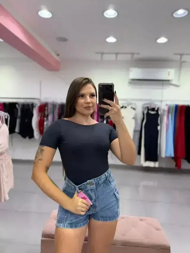 Body Poliamida Costa Nua E Manga Curta Preto - foto 1