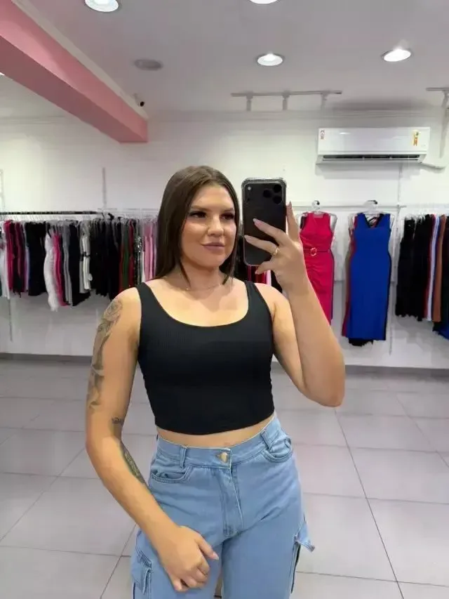 Cropped Canelado Com Alça Grossa Preto - foto 1