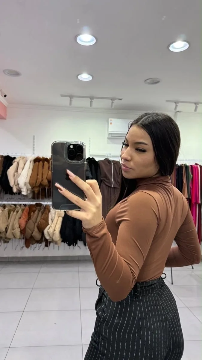 Body Poliamida Com Gola E Manga Longa Marrom - foto 2