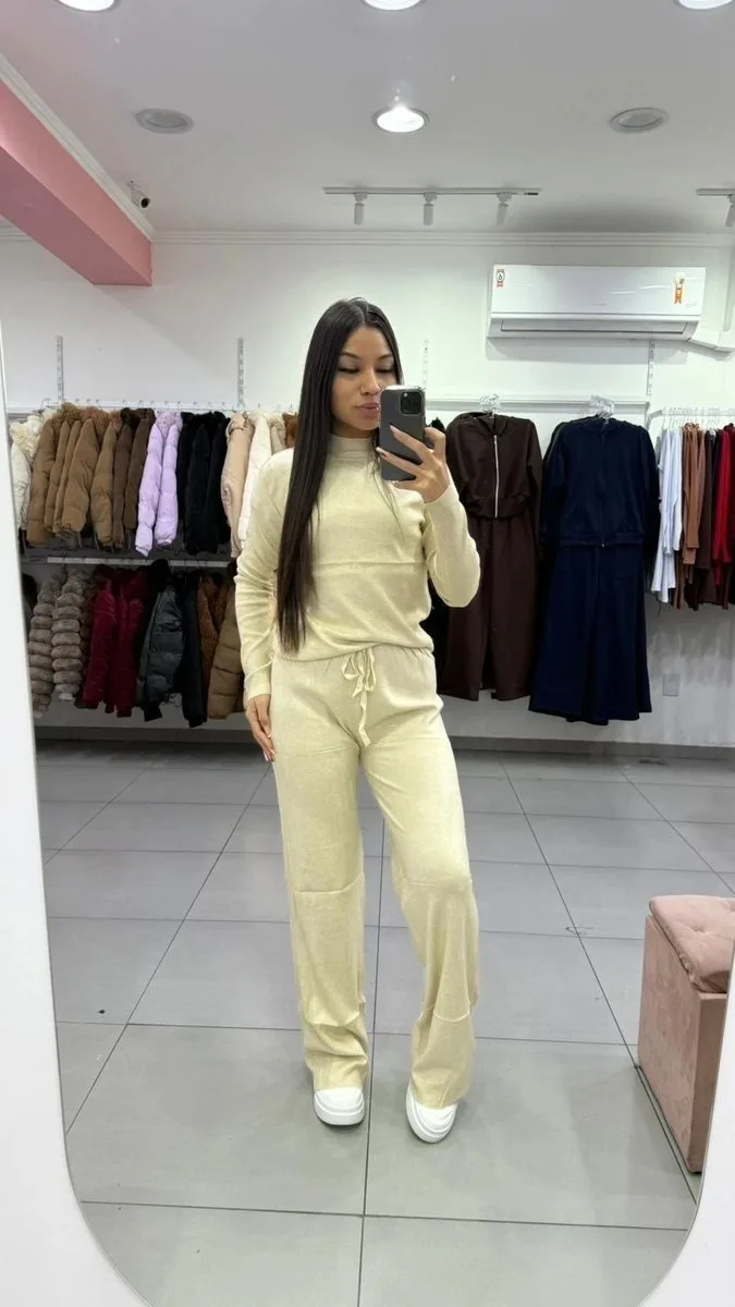 Conjunto Mousse Blusa Básica Com Calça Pantalona Nude - foto 1