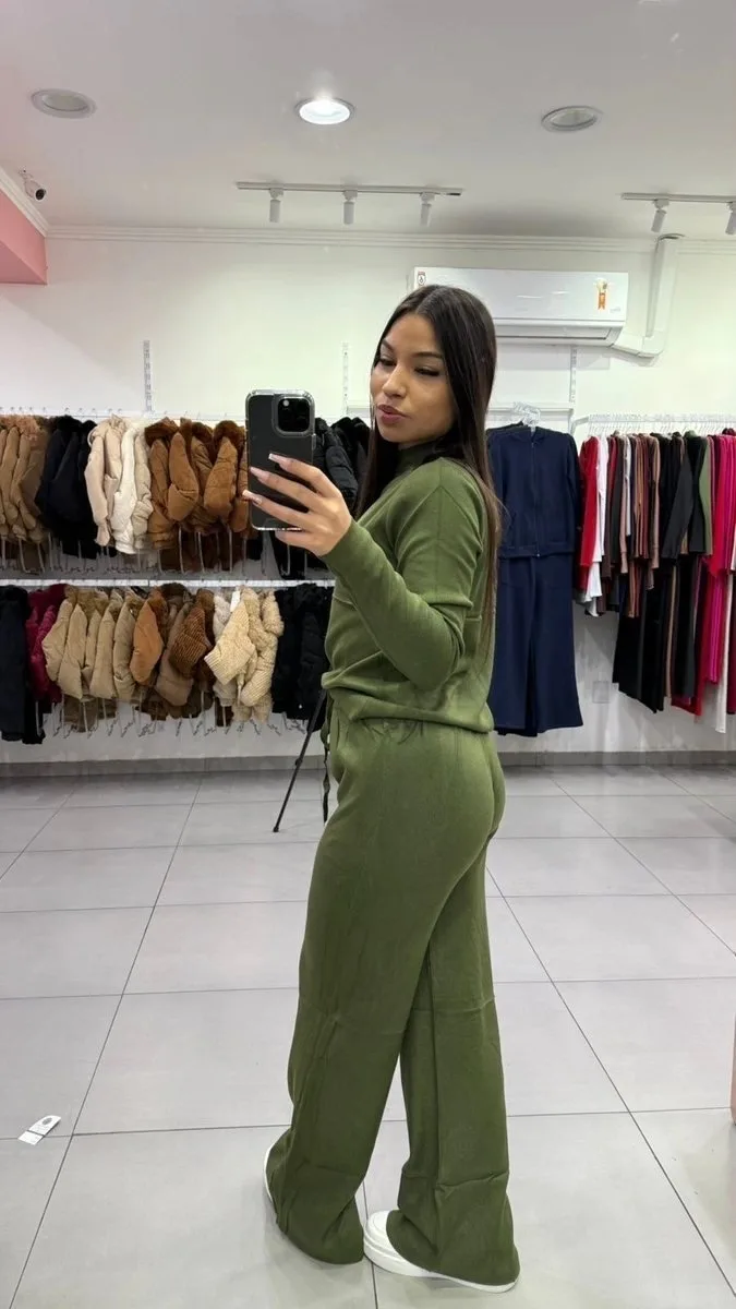 Conjunto Mousse Blusa Básica Com Calça Pantalona Verde - foto 2