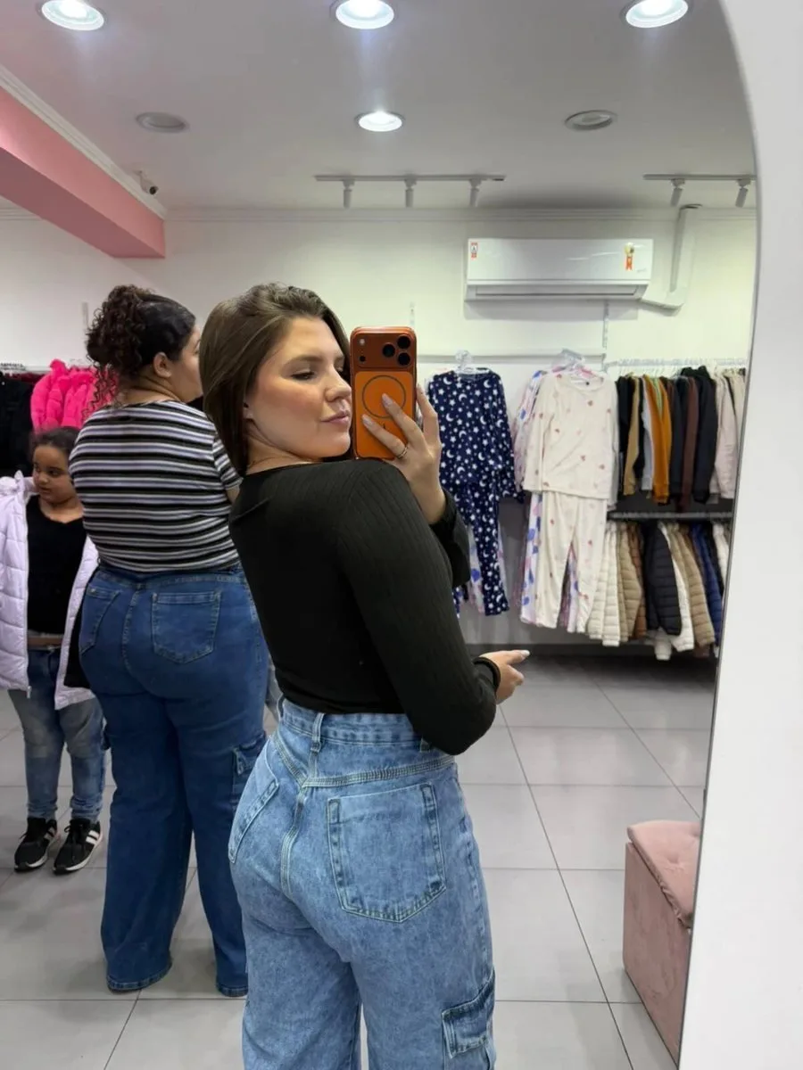 Body Canelado Fino Manga Longa Gola Quadrada Preto - foto 2