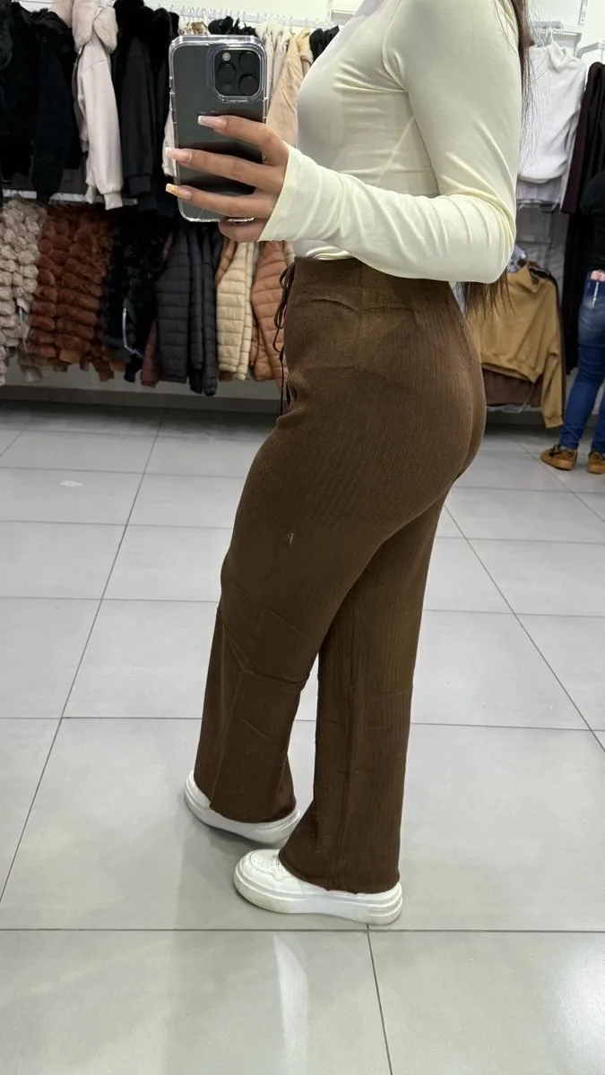 Calça Pantalona Modal Mousse Marrom Escuro - foto 2