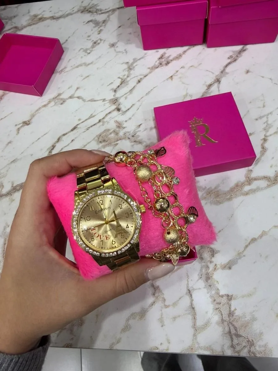 Relógio Dourado Com A Pulseira Pingentes - foto 1