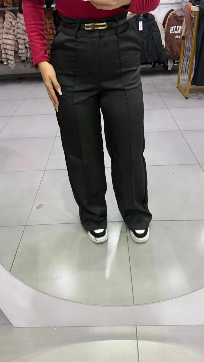 Calça Alfaiataria Com Bolso E Cinto - foto 1