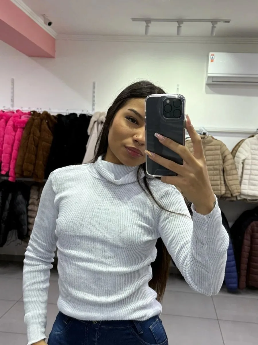 Blusa De Lã Com Gola Branco - foto 1