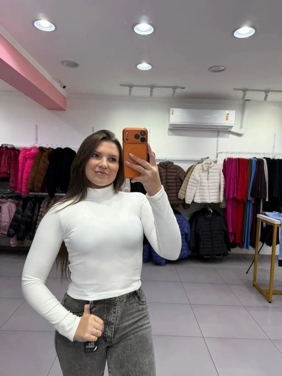Cropped Canelado Térmico Com Gola Alta E Manga Longa Branco - foto 1