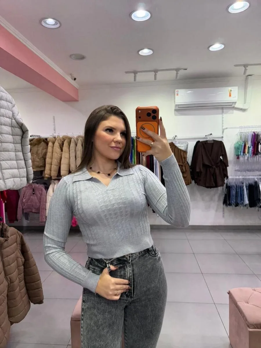 Cropped Modal Mousse Com Manga Longa E Gola Dobrada - foto 1