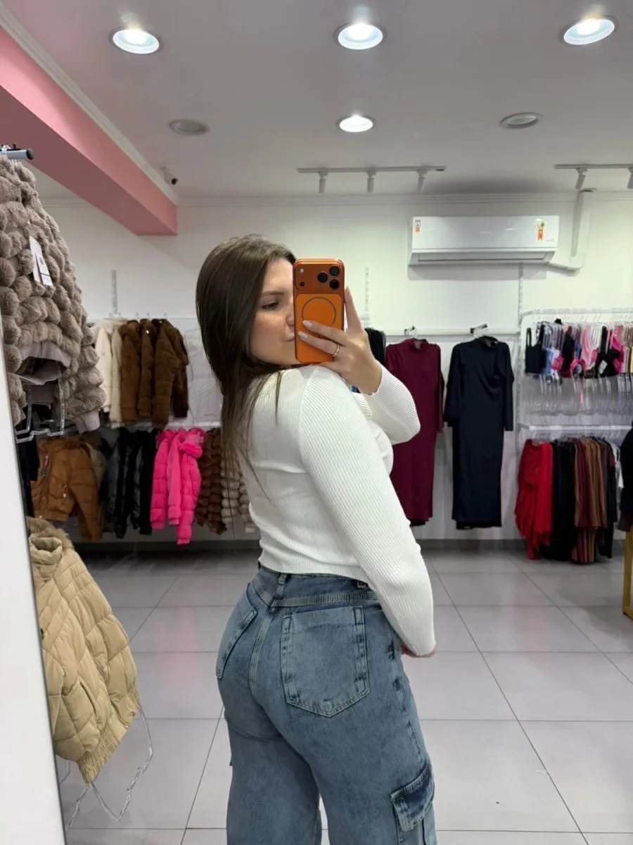 Cropped Modal Mousse Com Manga Longa E Detalhe Botões Branco - foto 2