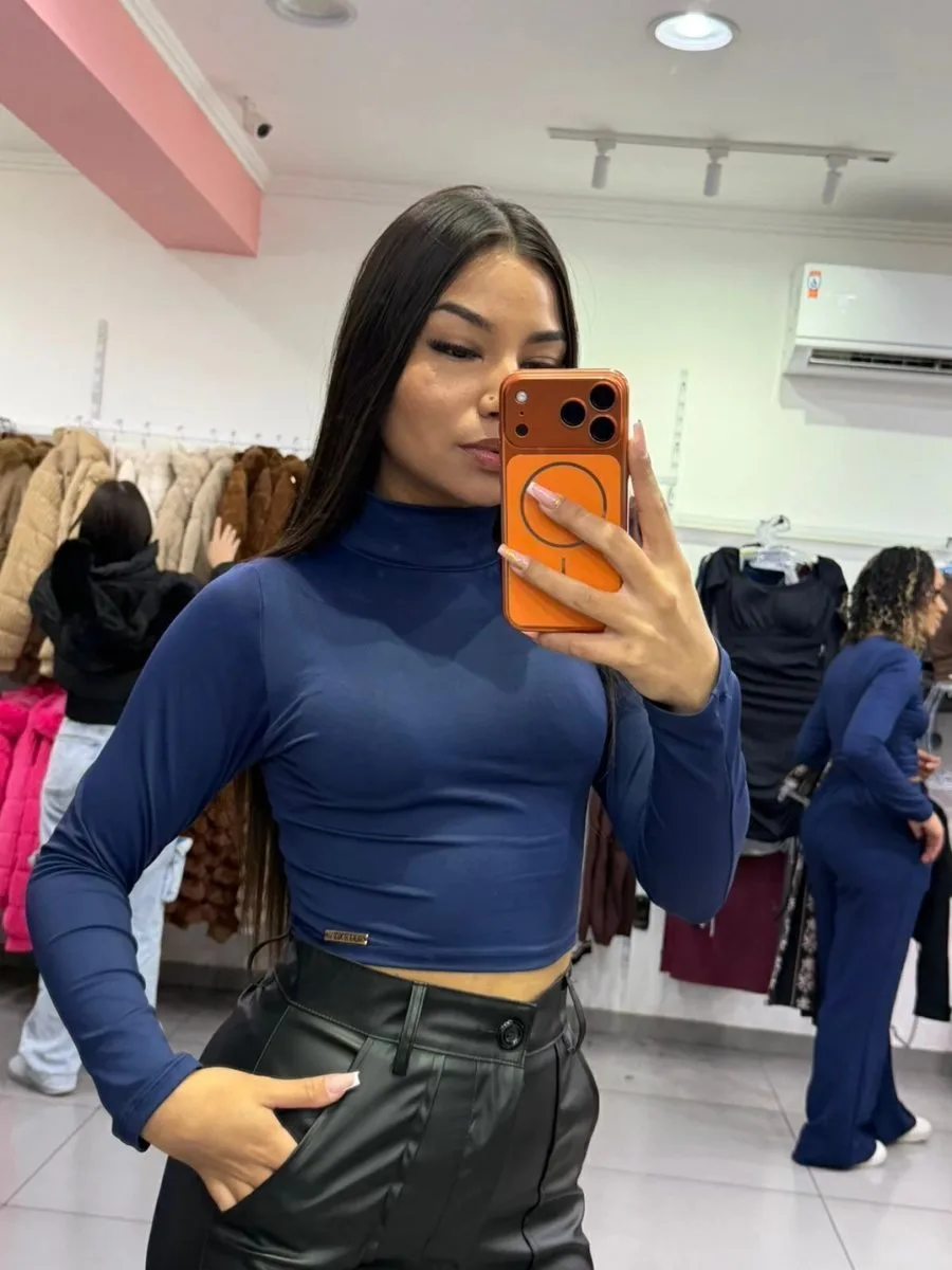 Cropped Luxxo Poliamida Com Gola Azul - foto 1