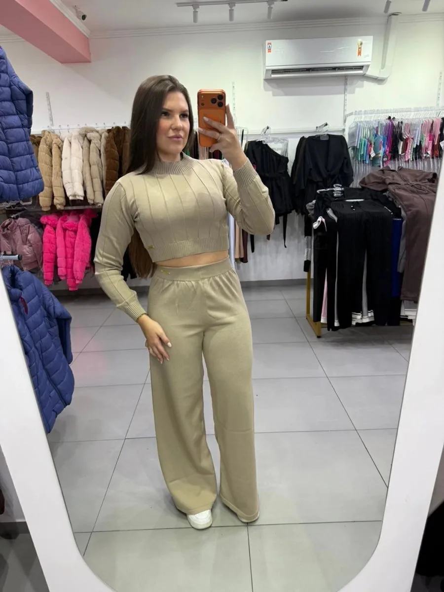 Conjunto Luxxo Cropped Com Detalhes Linhas E Gola Calça Pantalona Bege - foto 1