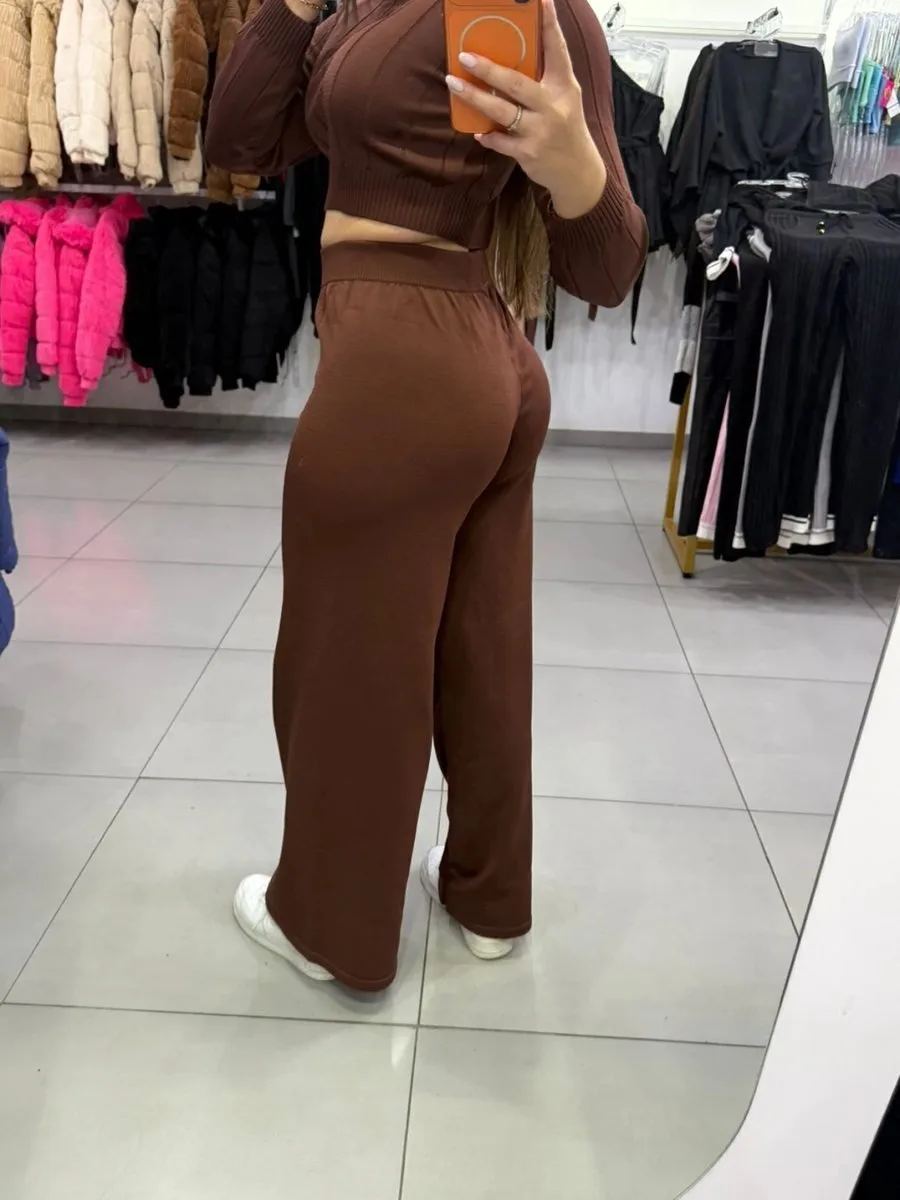 Conjunto Luxxo Cropped Com Detalhes Linhas E Gola Calça Pantalona Marrom Escuro - foto 4