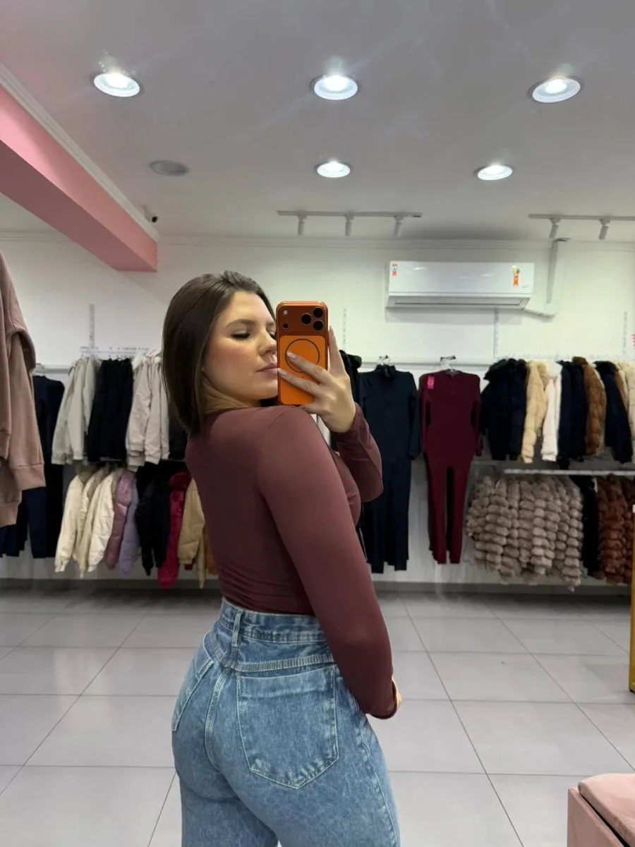 Body Poliamida Com Manga Longa E Gola Quadrada Marrom - foto 2