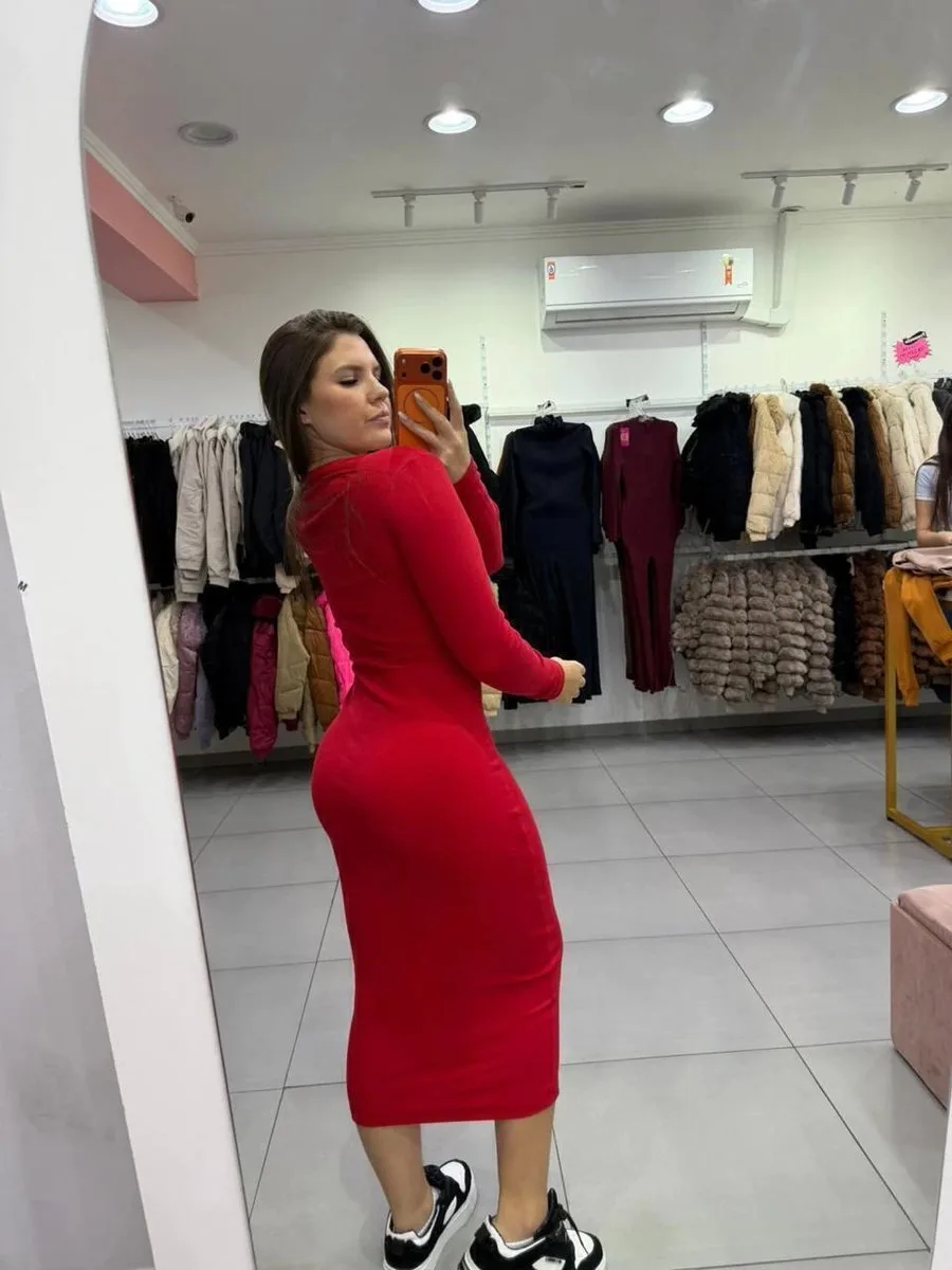 Vestido Ribana Midi Gola Quadrada Com Manga Longa Vermelho - foto 2
