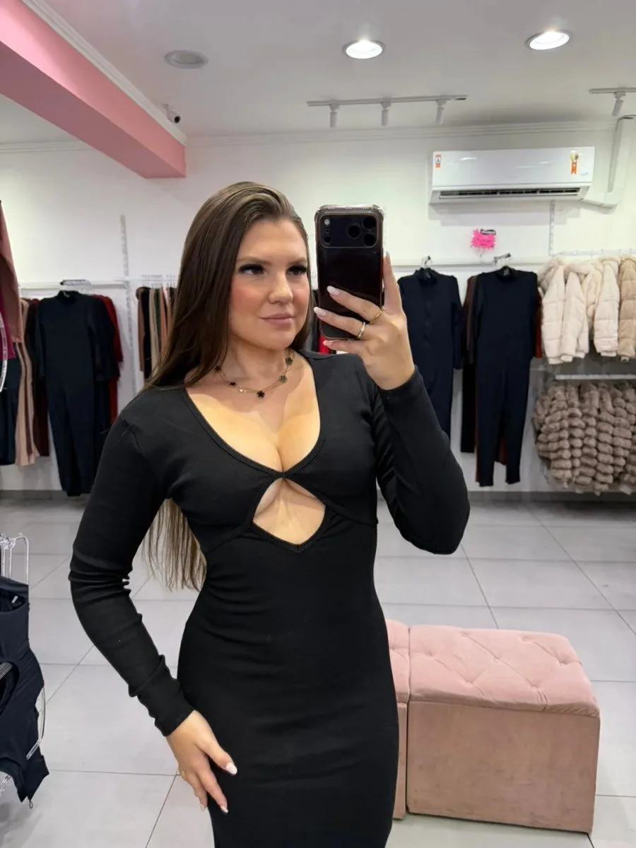 Vestido Ribana Longo Com Abertura Nas Costa Manga Longa E Fenda Atrás - foto 2