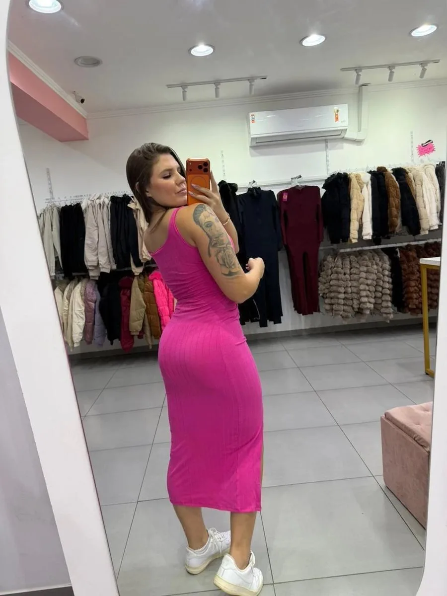 Vestido Canelado Algodão Midi Abertura Na Barriga E Fenda Lateral Rosa Pink - foto 2
