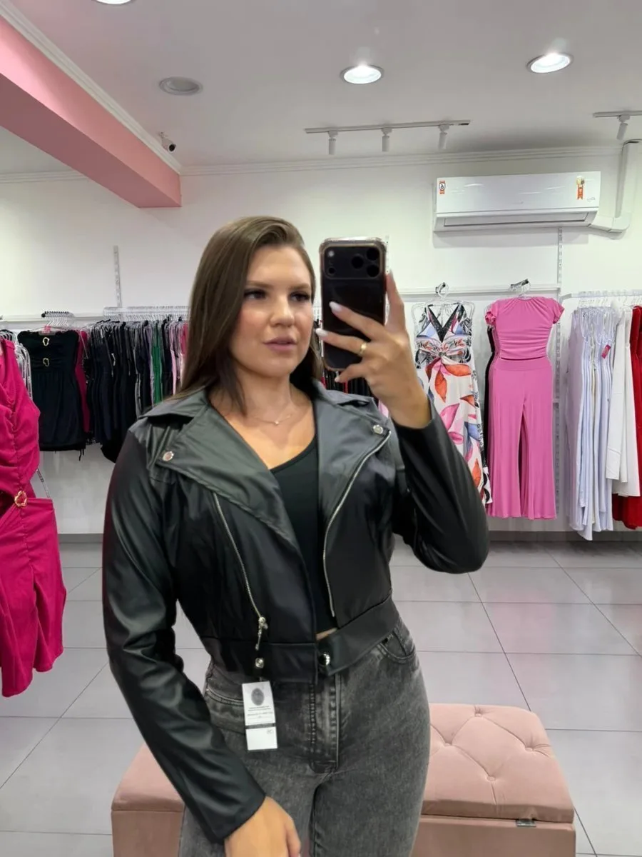 Jaqueta Courino Com Ziper Preta - foto 1