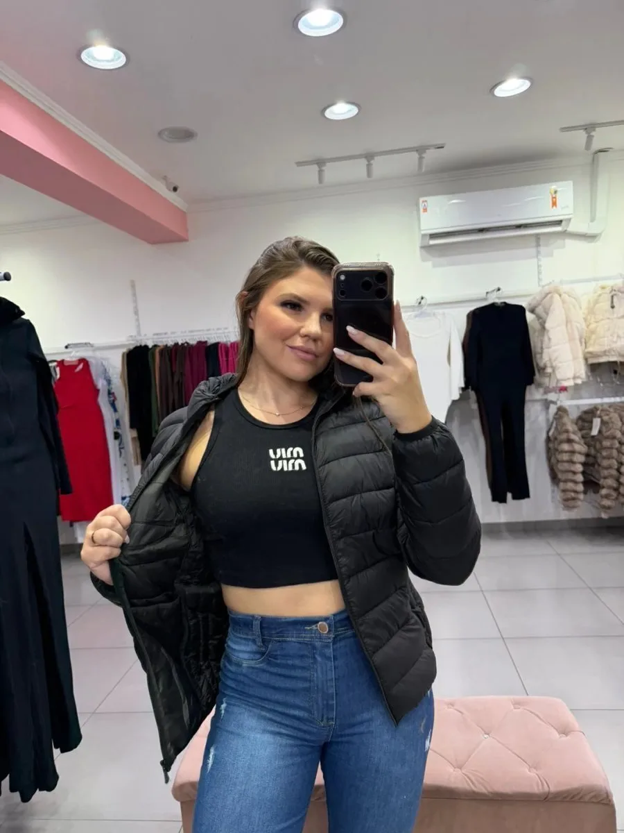 Jaqueta Bobojaco Sem Pelo Por Dentro E Com Capuz Removível Preto - foto 3