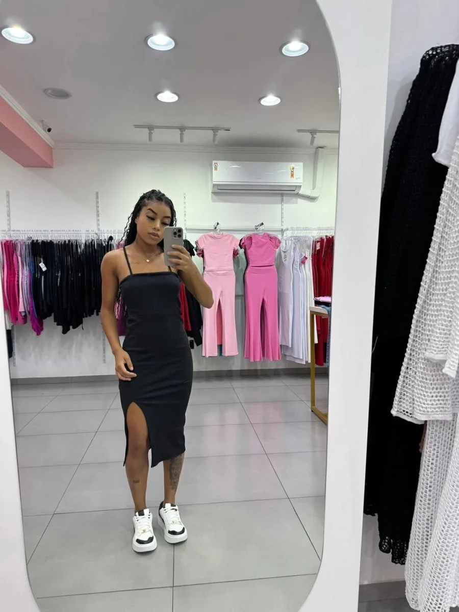 Vestido Midi Fenda Lateral E Alcinha Fina Preto - foto 1